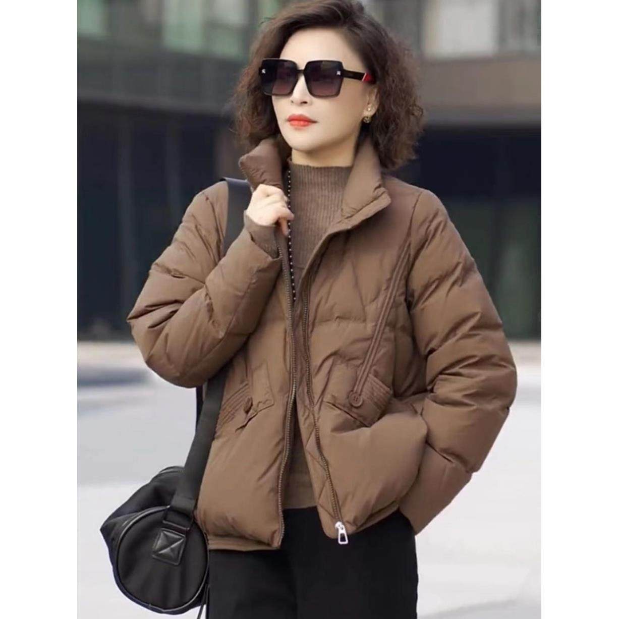 专柜2025新款时尚轻薄白鸭绒羽绒服短款立领面包服保暖夹克女外套