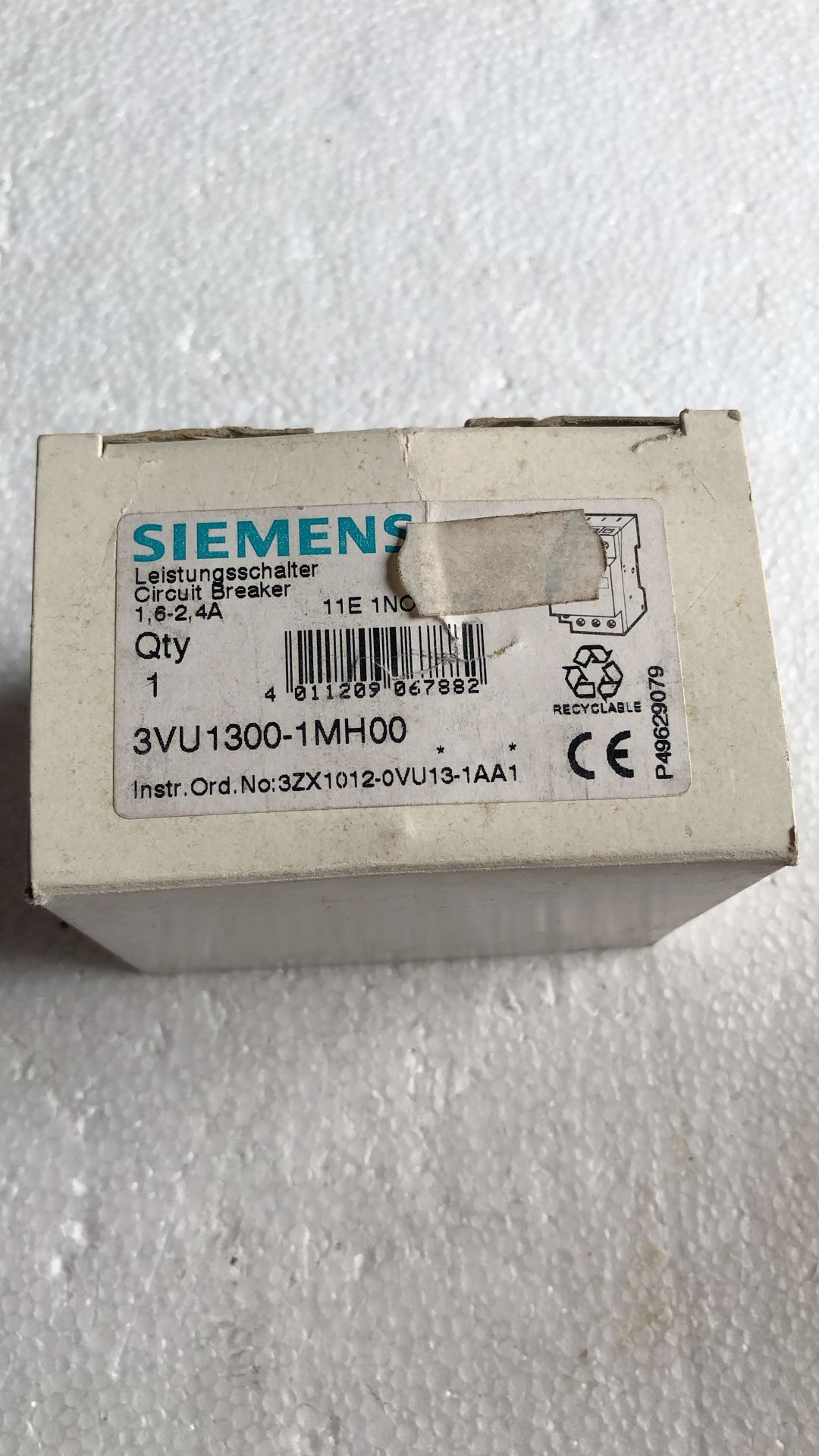 全新原装 SIEMENS  3VU1300-1MH00 实物拍摄 现货*