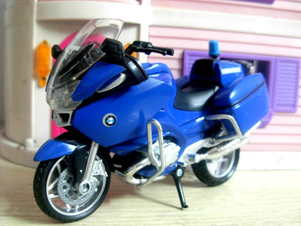 亏本特价宝柏 NEWRAY 1:18 法国宪兵宝马警车摩托车合金模型成品