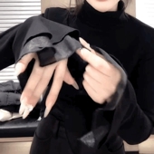 喇叭袖 黑色高领薄绒磨毛上衣欧货钉珠打底衫 法式 小香风洋气T恤女