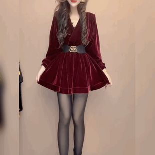 灯笼袖收腰衬衫裙高级感小个子短裙法式复古交叉V领丝绒连衣裙女