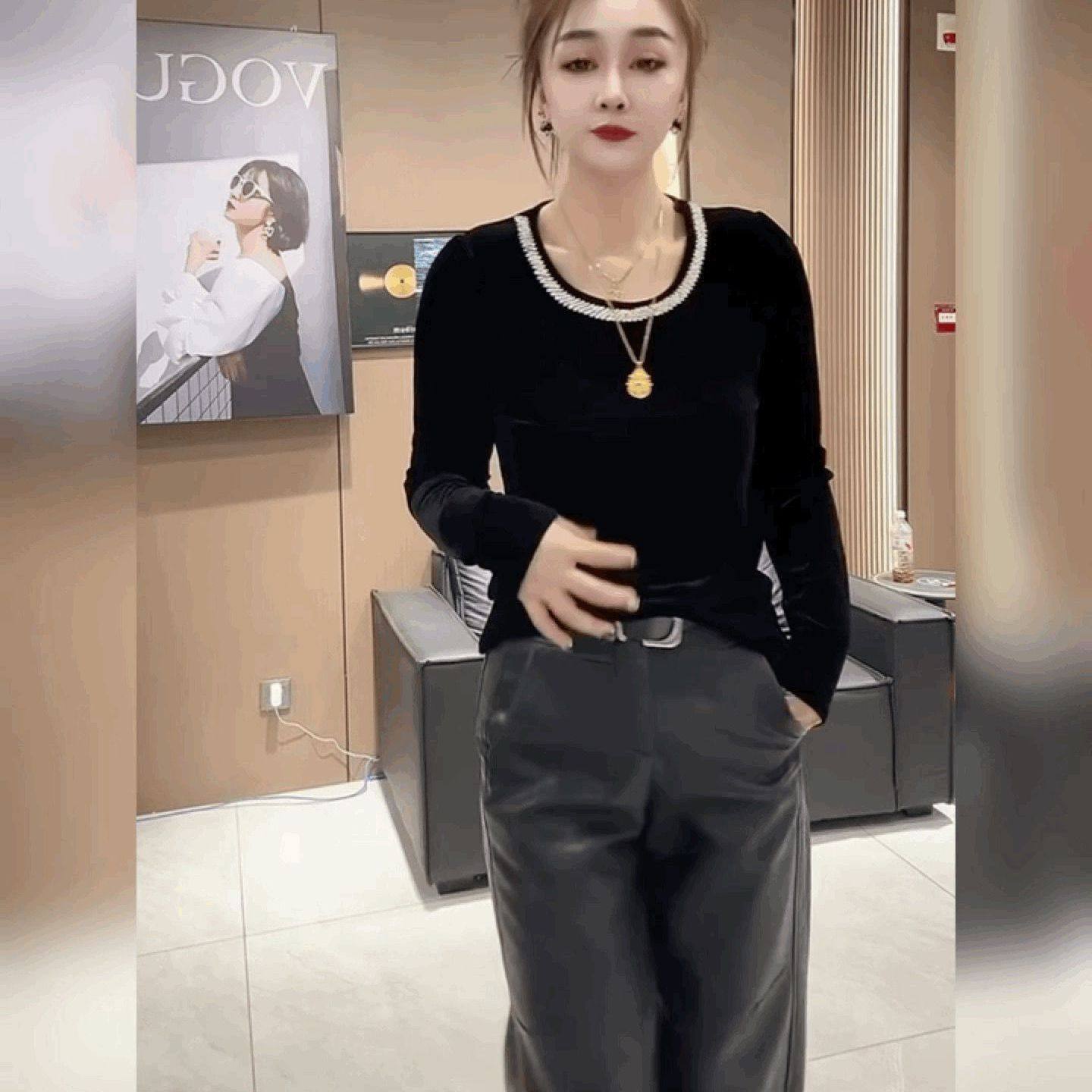 轻奢金丝绒黑色法式上衣潮重工串珠丝绒打底衫女圆领修身T恤小衫