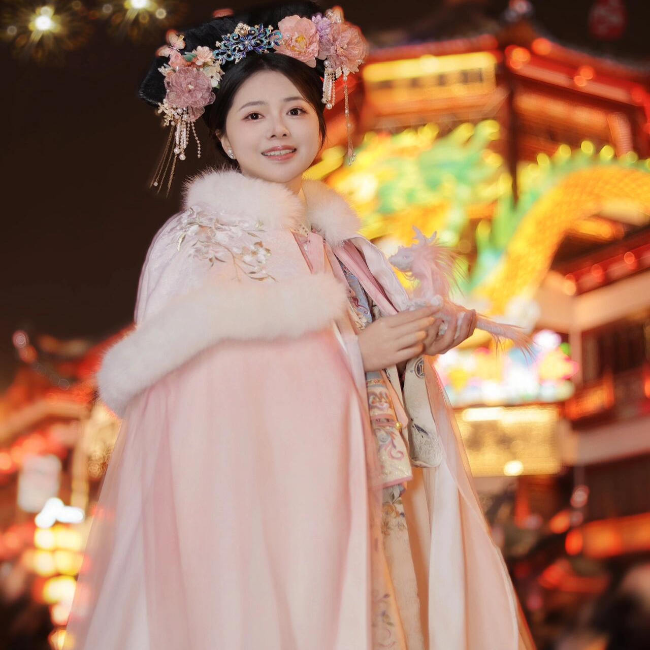 新中式冬汉服，绒暖雅致显国风