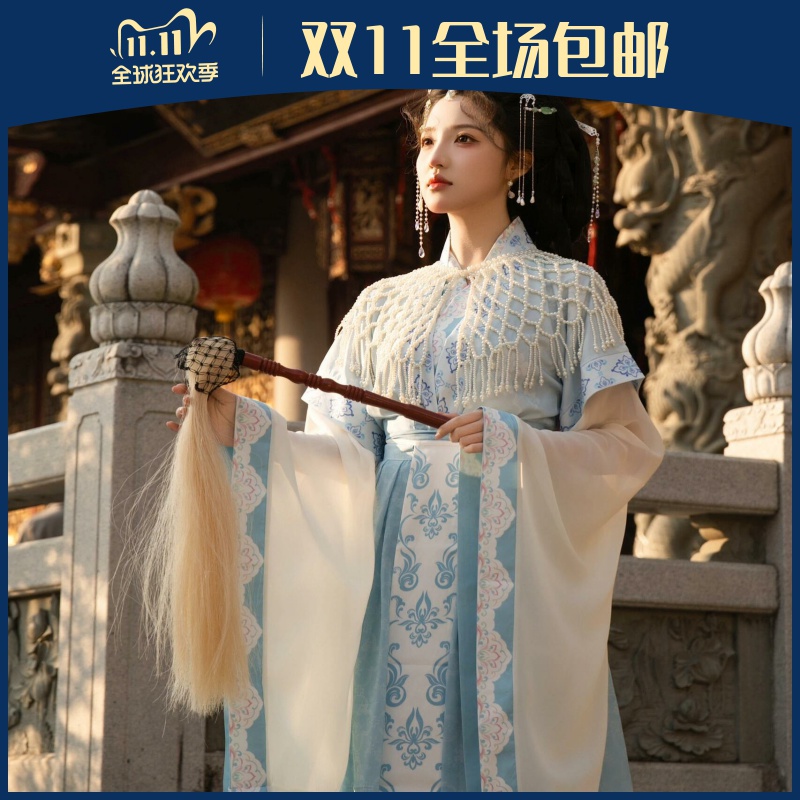 一袭汉服惊艳时光古韵自来