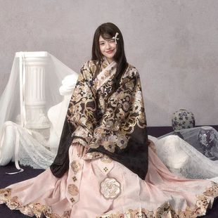 宫廷冬季 明制汉服女交领金织上衣粉色马面裙套装 华丽风中国潮古装