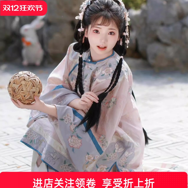 清汉女衣袂翩跹仙气灵动