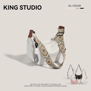 休闲尼龙布包女2025新款潮夏天韩版斜挎饺子包百搭小众单肩通勤包