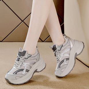 老爹鞋女款2025新款秋冬爆款厚底内增高女鞋软底不累脚休闲运动鞋