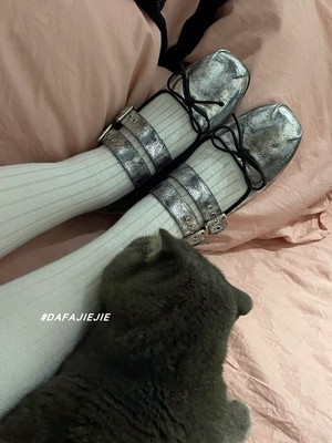 大发姐姐openyy运动芭蕾舞鞋2024年新款玛丽珍银色方头复古单鞋