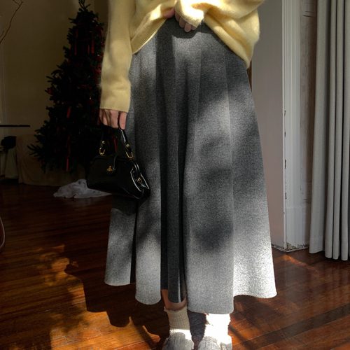 岛知道《雪化松林》秋冬百褶毛呢学院风深灰半身裙