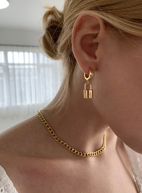 欧美大牌时尚个性轻奢小众2锁骨链金属女ins简约港风气质钛钢项链