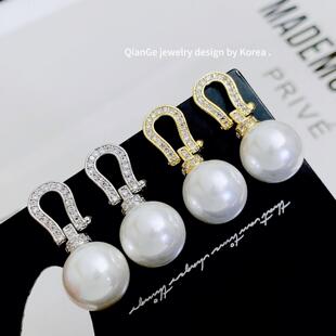 轻奢锆石马蹄扣珍珠耳环女 s925银针气质优雅高级感耳饰通勤耳钉