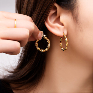 新款矮胖扭扭羊角包耳钉18k镀金不锈钢圈形耳环女式圆圈圈耳环饰