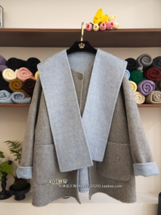 欧洲站9月30日实体店㊣2025双面穿连帽围巾蚕丝羊绒双面羊绒大衣