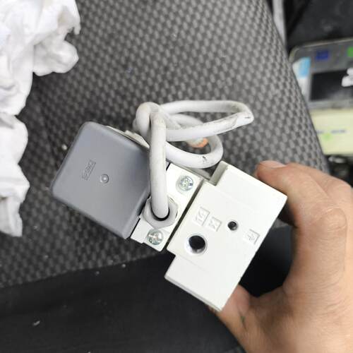 议价VQ7-6-FG-D-3RA03SC-X23 气动控制电磁阀 工控自动化配件维修
