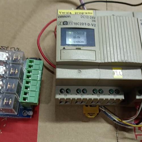 议价ZEN-10C2DT-D-V2 PLC控制器 DC12工控自动化控制模块维修