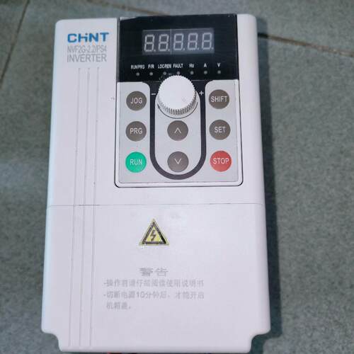 议价NVF2G-2.2/PS4 变频器 正泰2.2KW 工控调速装置维修