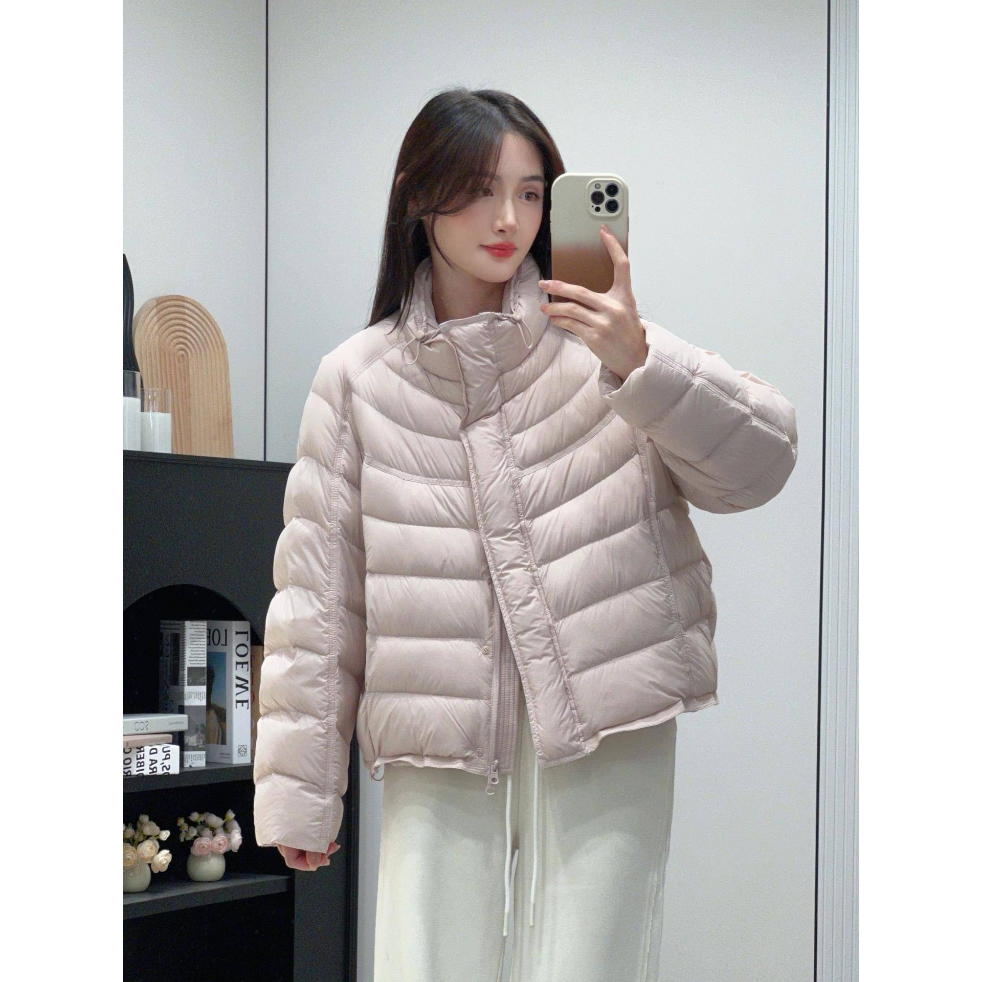 韩系简约立领排骨羽绒服女短款2025冬季新款超好看的90白鸭绒外套