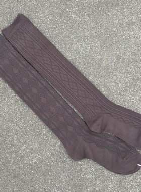 销售男女36-40码咖啡色棉质菱形格暗纹及膝长筒袜子