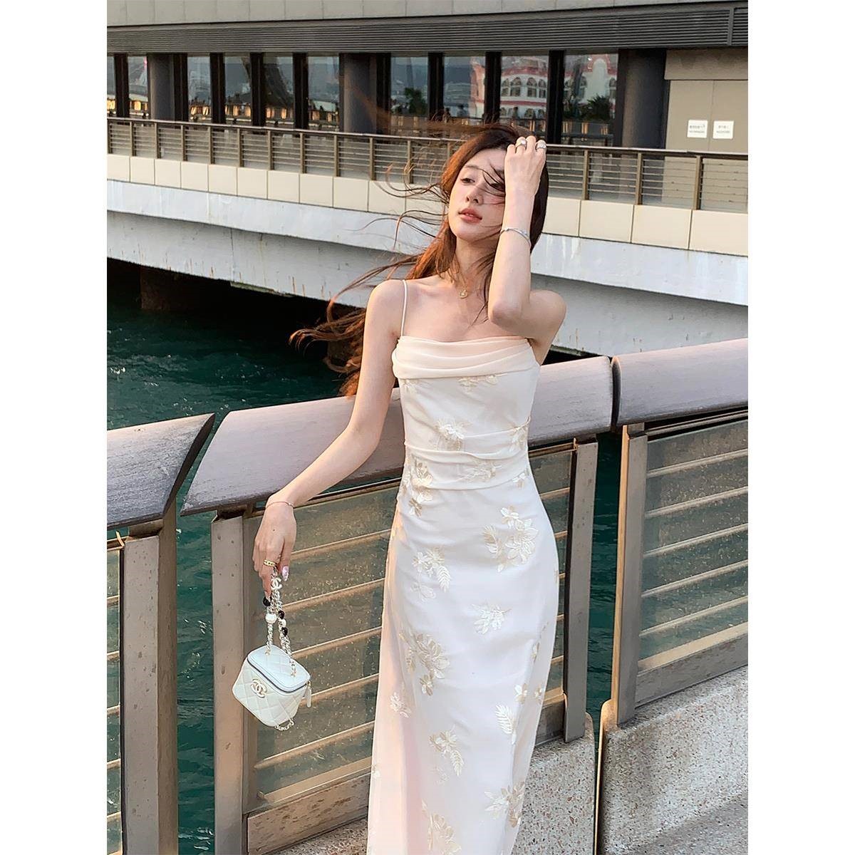 ACHI大也池白色重工亮片刺绣吊带