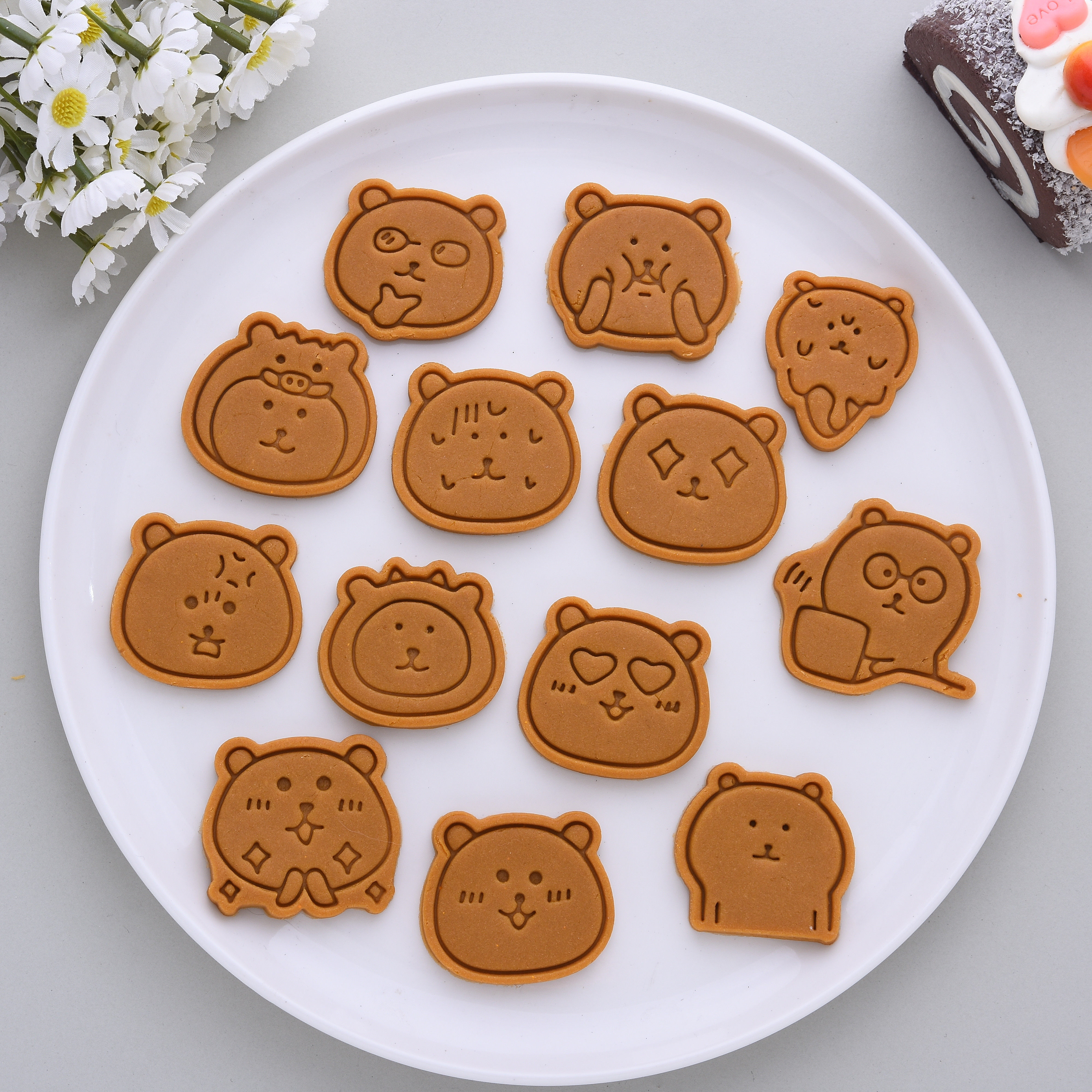 自嘲熊卡通饼干模具chiikawa公仔曲奇翻糖按压式立体家用烘焙工具