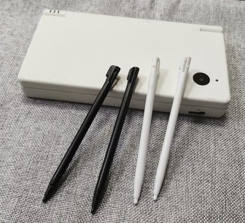 NDSi水晶盒，ndsi保护膜，NDSi触笔，ndsi水晶壳套，ndsi手写笔