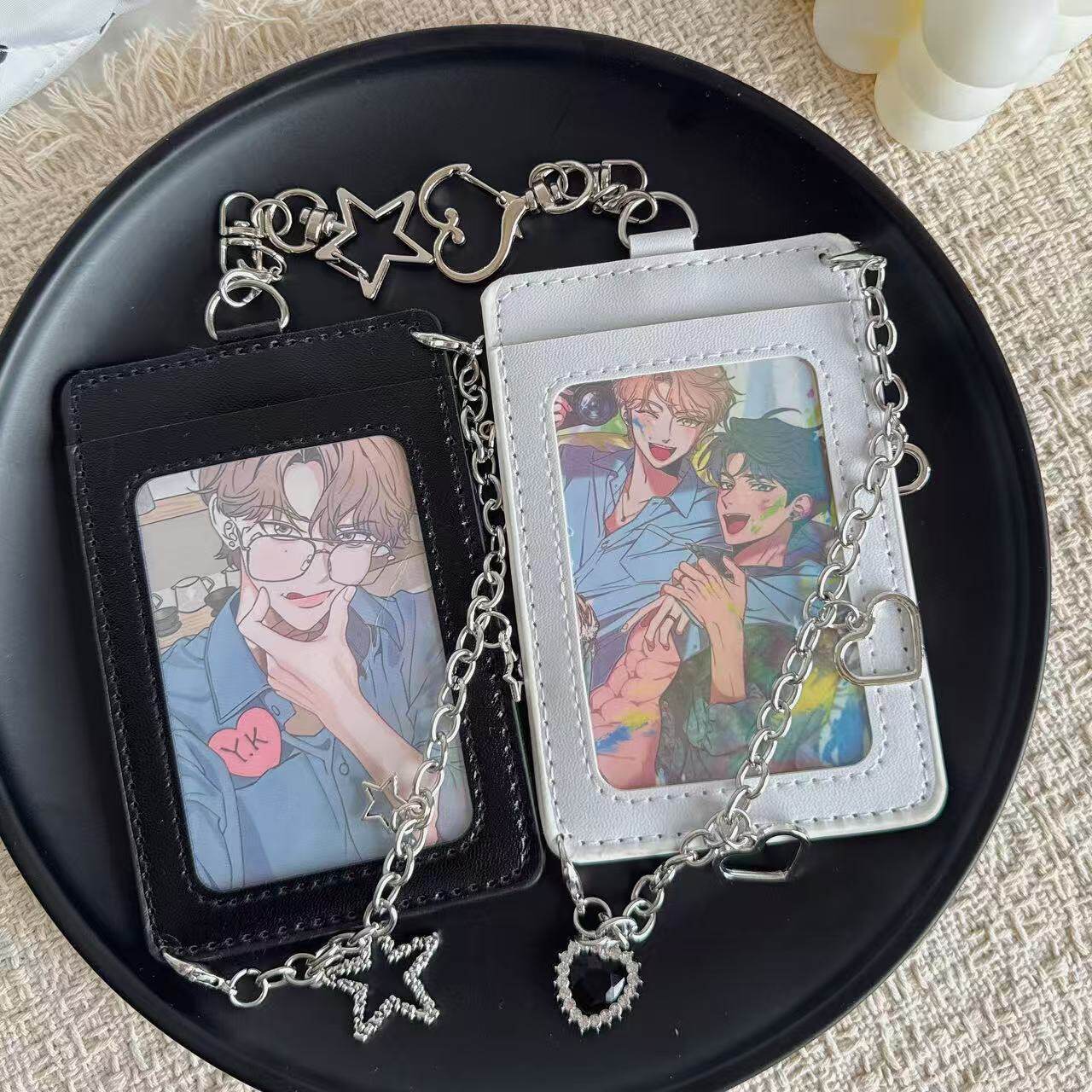 K-pop照片卡夹钥匙扣带金属链带心形星形夹的硬质保护卡套钥匙扣