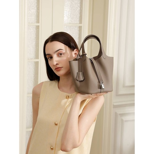 官方正品银扣真皮女包菜篮子包包2025新新款时尚手提包荔枝纹水桶