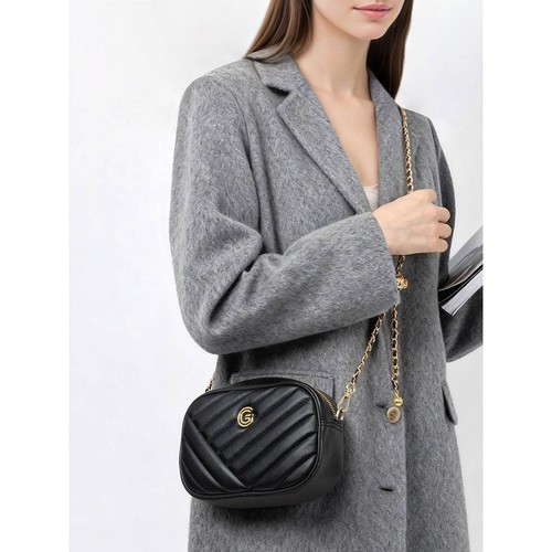 官方正品真皮女包2025新款轻奢小众斜挎包百搭多功能大容量高级感