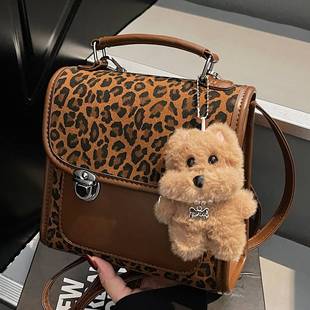 官方正品 学院风森系学生休闲迷你小 少女豹纹复古双肩包女2025新款