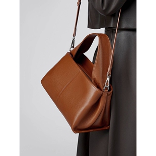 官方正品女士复古经典真皮单肩包头层牛皮小众时尚潮流女包包