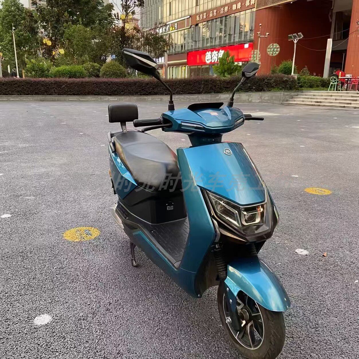 适用于爱玛迪克l550电动车配件外壳原厂前围内箱边条塑件全套