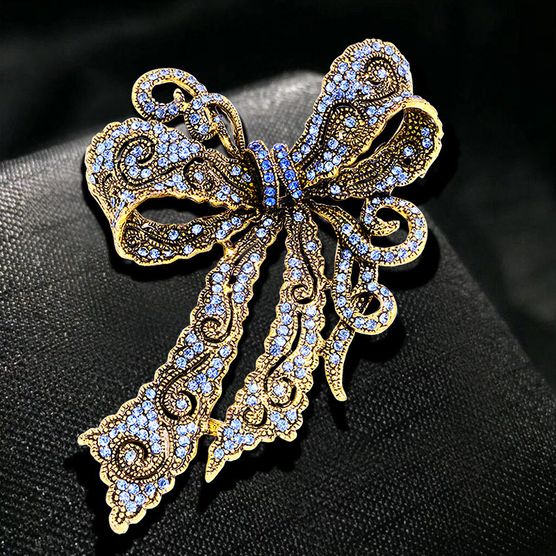 创意水钻胸针合金轻奢复古蝴蝶结女式胸花工装高档配饰品别针扣