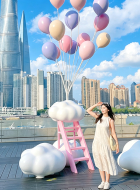 网红告白气球云朵雕塑户外拍照装置商业街景区玻璃钢云朵装饰摆件