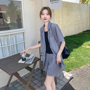 灰色气质短袖西装套装女2025夏季新款高级感轻薄小个子短裤两件套图片