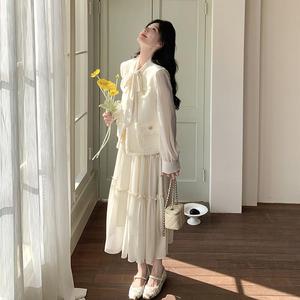 法式气质连衣裙女春秋2025新款高级感绝美漂亮一整套马甲裙子穿搭图片