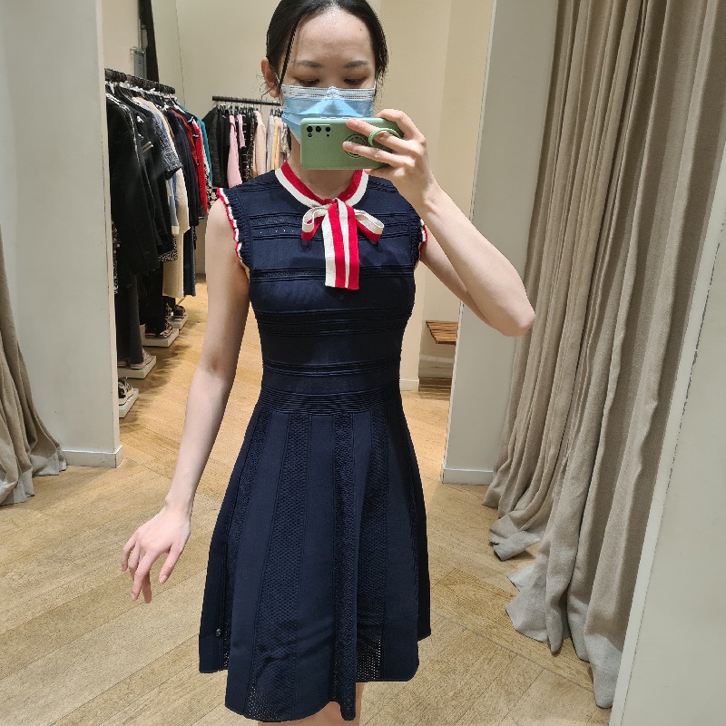 花边撞色条纹系带连衣裙
