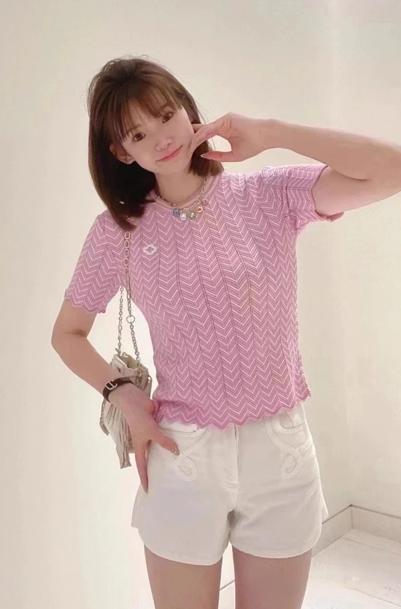 2024早春新款女装时尚镂空修身紫色短袖针织衫上衣MFPPU00738