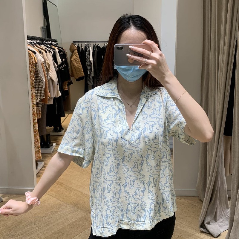 印花刺绣圆领棉质长袖上衣女