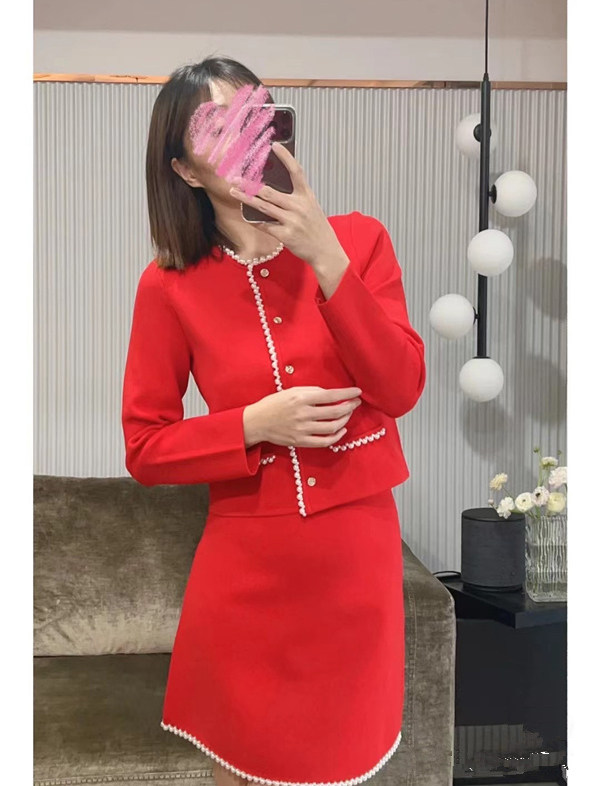早春新款女装法式A字半身裙