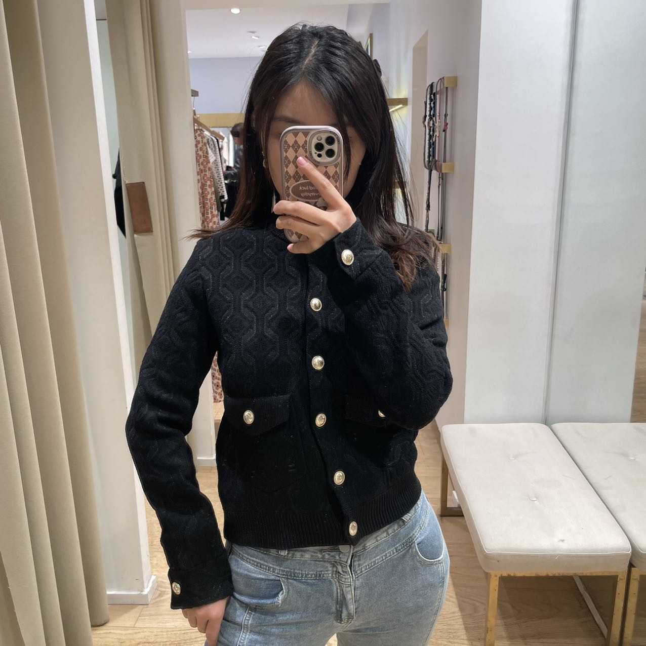 花纹立领饰扣针织开衫女