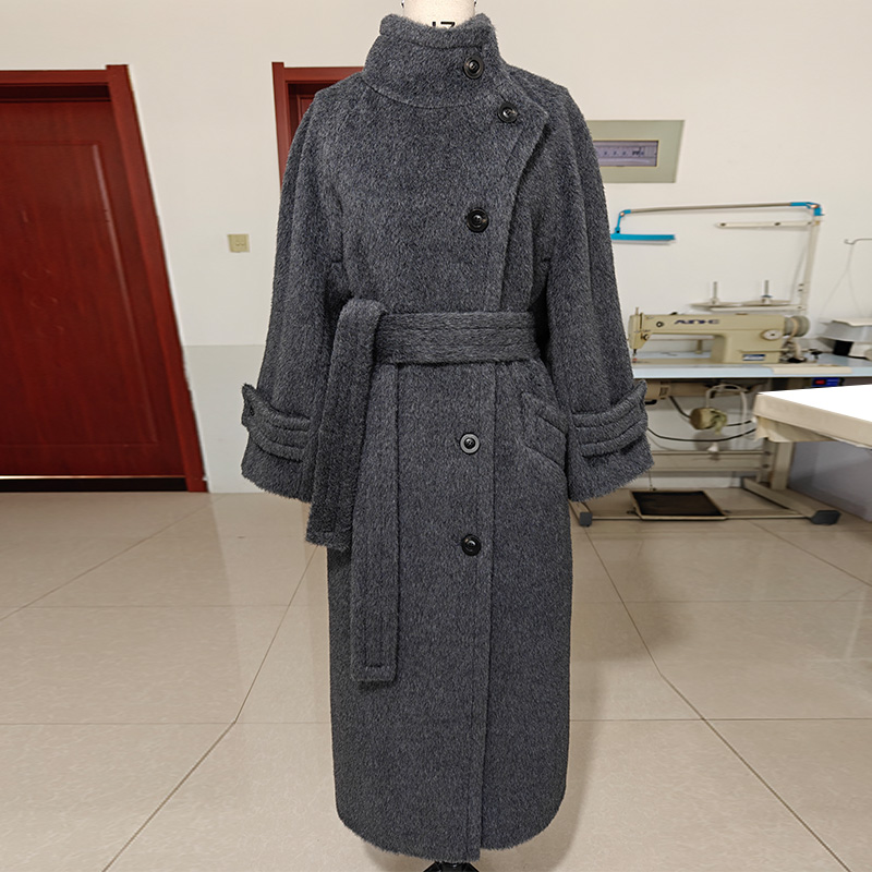 加厚羊驼绒阿尔巴卡高端带里衬白色黑色长款大衣超保暖毛呢外套女