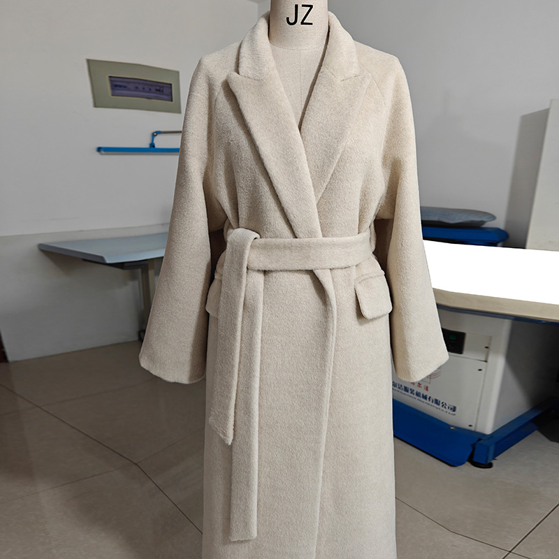 骆马绒级奢品加厚高端带里衬白色黑色长款大衣超保暖毛呢外套女