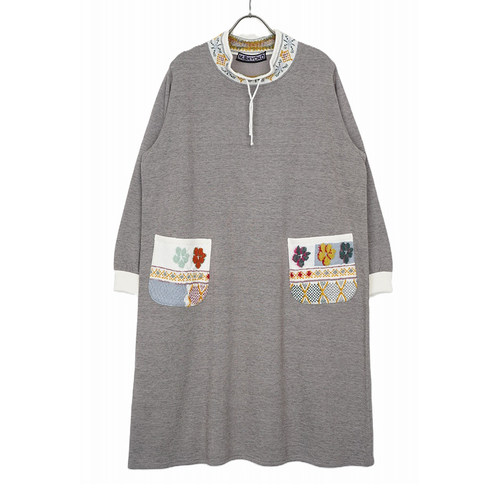 inLESS丨M.&KYOKO Knitted Dress 刺绣贴袋连衣裙女