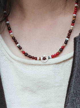 inLESS | 乌鸦巢 Crow's Aerie 窗花单吊坠串珠项链