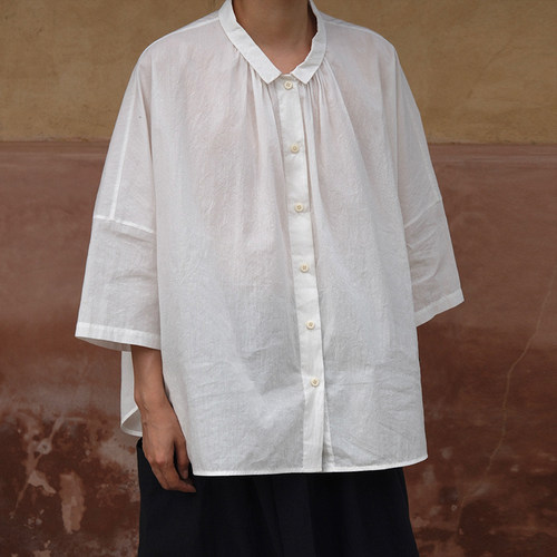 inLESS | 屿麻纪 isola e lino 棉麻褶饰衬衫