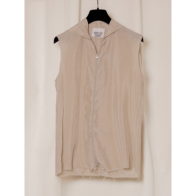 inLESS | Gabriela coll garments 铜氨丝连帽上衣