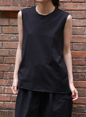 折扣款不退不换 SCHA 1810 单缝无袖上衣开叉背心女