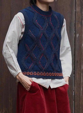 inLESS丨Toast 手工装饰麻花针织背心马甲上衣女