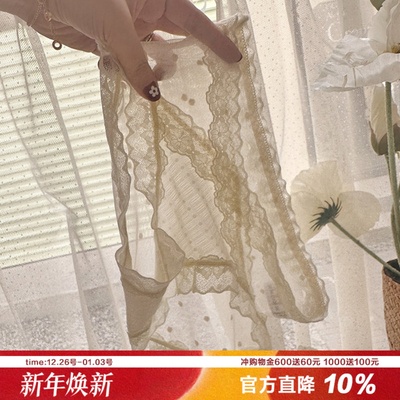 复古油画少女蕾丝内裤波点